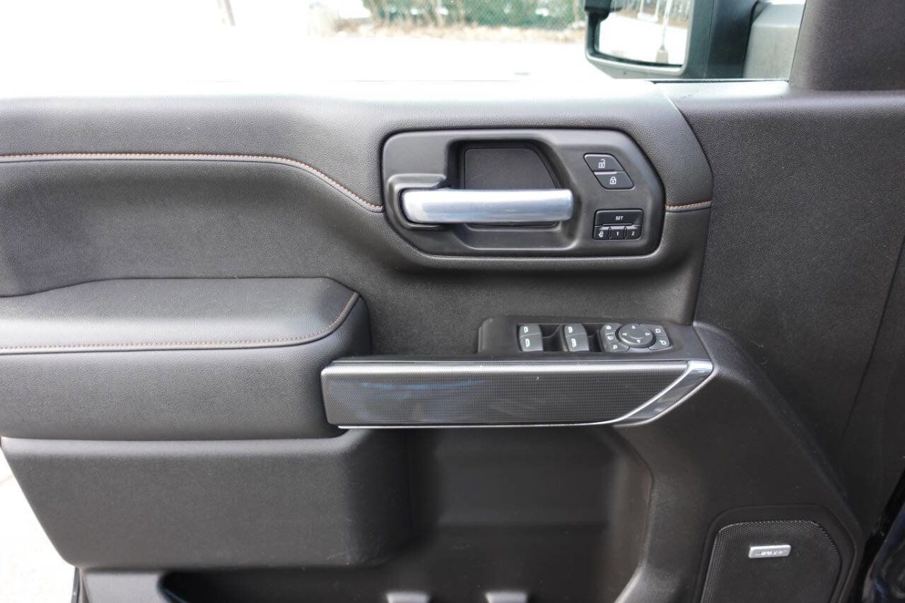 Used 2022 GMC Sierra 2500 AT4 w/ AT4 Preferred Package AWD/4WD image 15