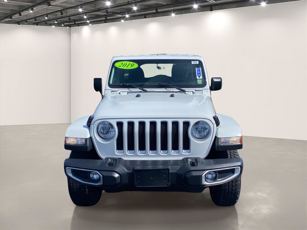 Used 2019 Jeep Wrangler Unlimited Sahara w/ Uconnect 4C Nav & Sound Group AWD/4WD image 2