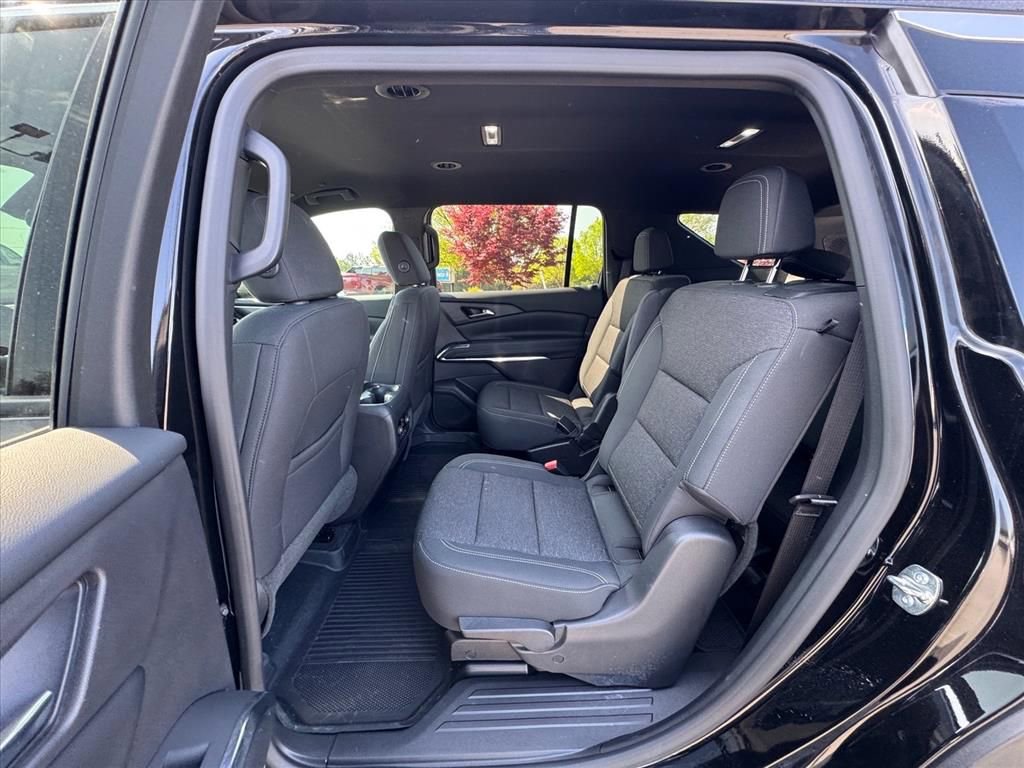 Used 2026 Chevrolet Traverse LT w/ LPO, Floor Liner Package image 12