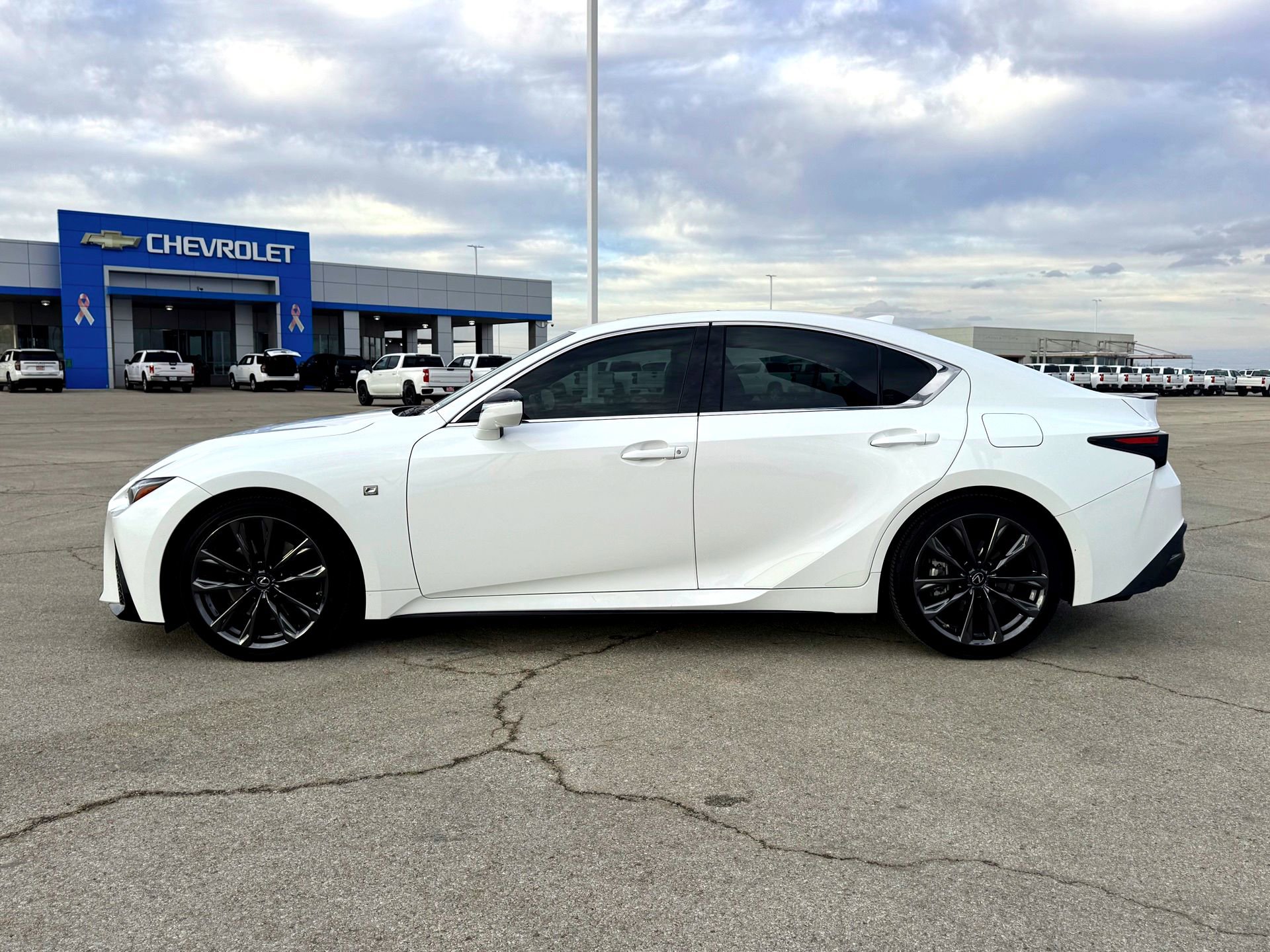 Used 2022 Lexus IS 350 F Sport image 10