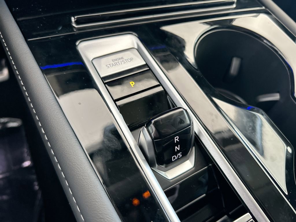 New 2026 Volkswagen Atlas SEL Premium R-Line image 36