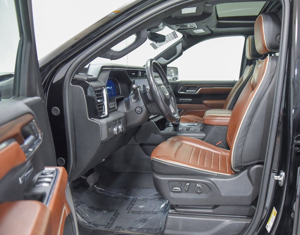 Used 2024 GMC Sierra 1500 Denali Ultimate image 2