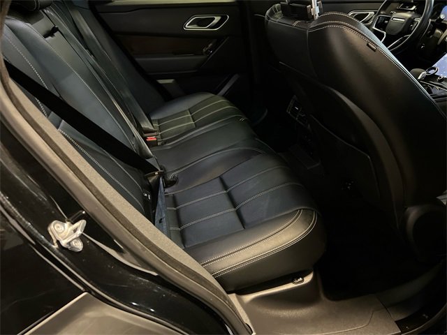 Used 2023 Land Rover Range Rover Velar R-Dynamic S image 13