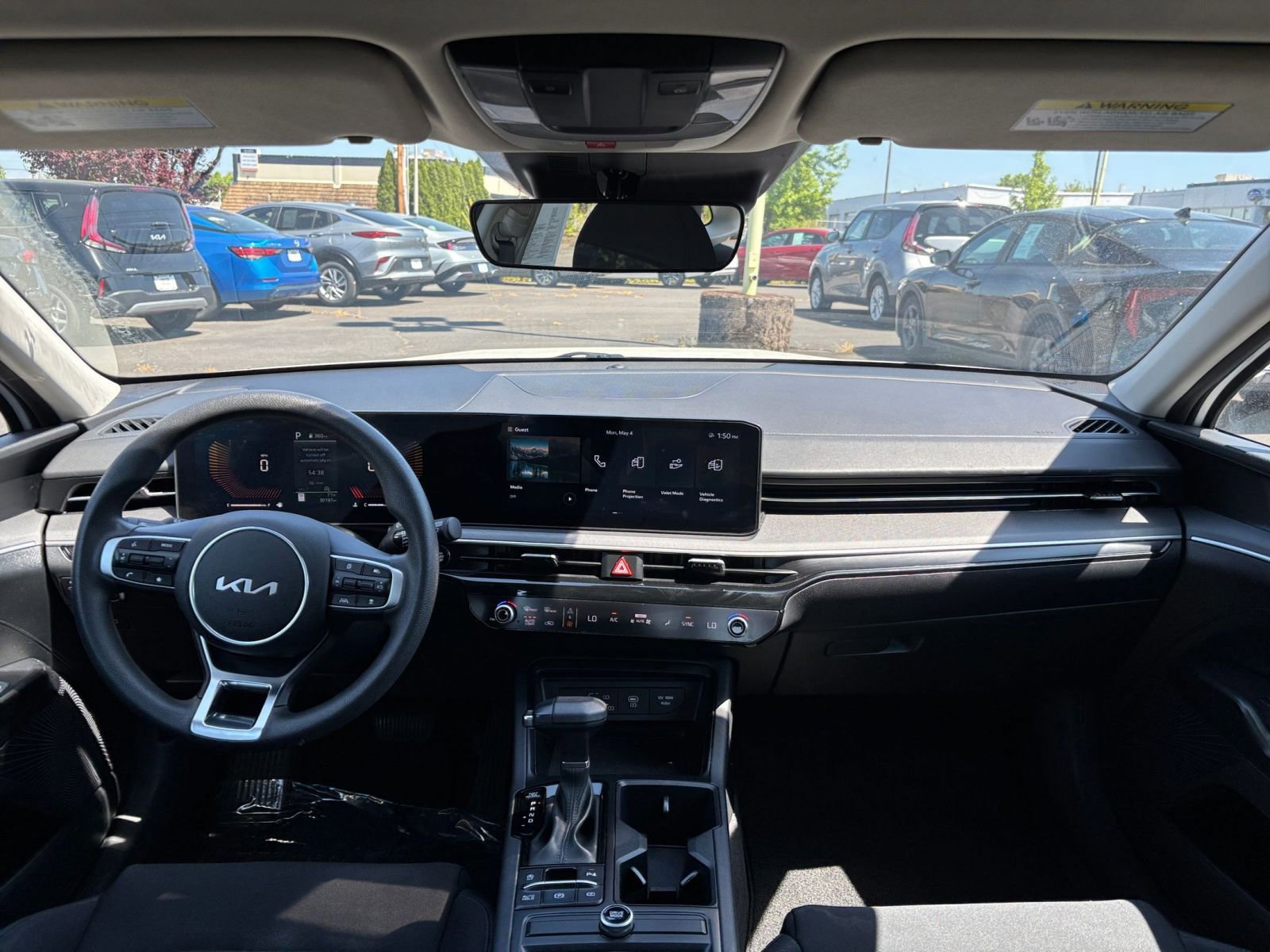 Used 2025 Kia K5 LXS FWD image 32