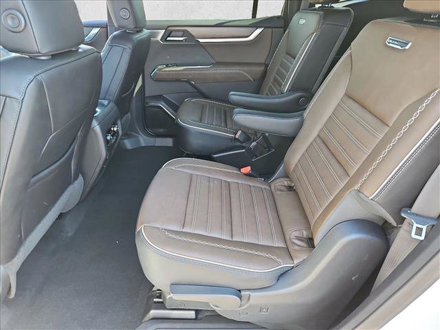 New 2026 GMC Acadia Denali Ultimate AWD/4WD image 16