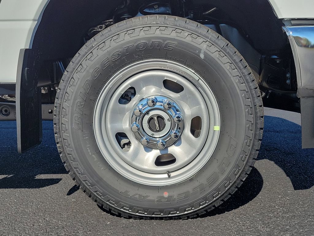 New 2026 Ford F350 XL w/ XL Chrome Package image 5