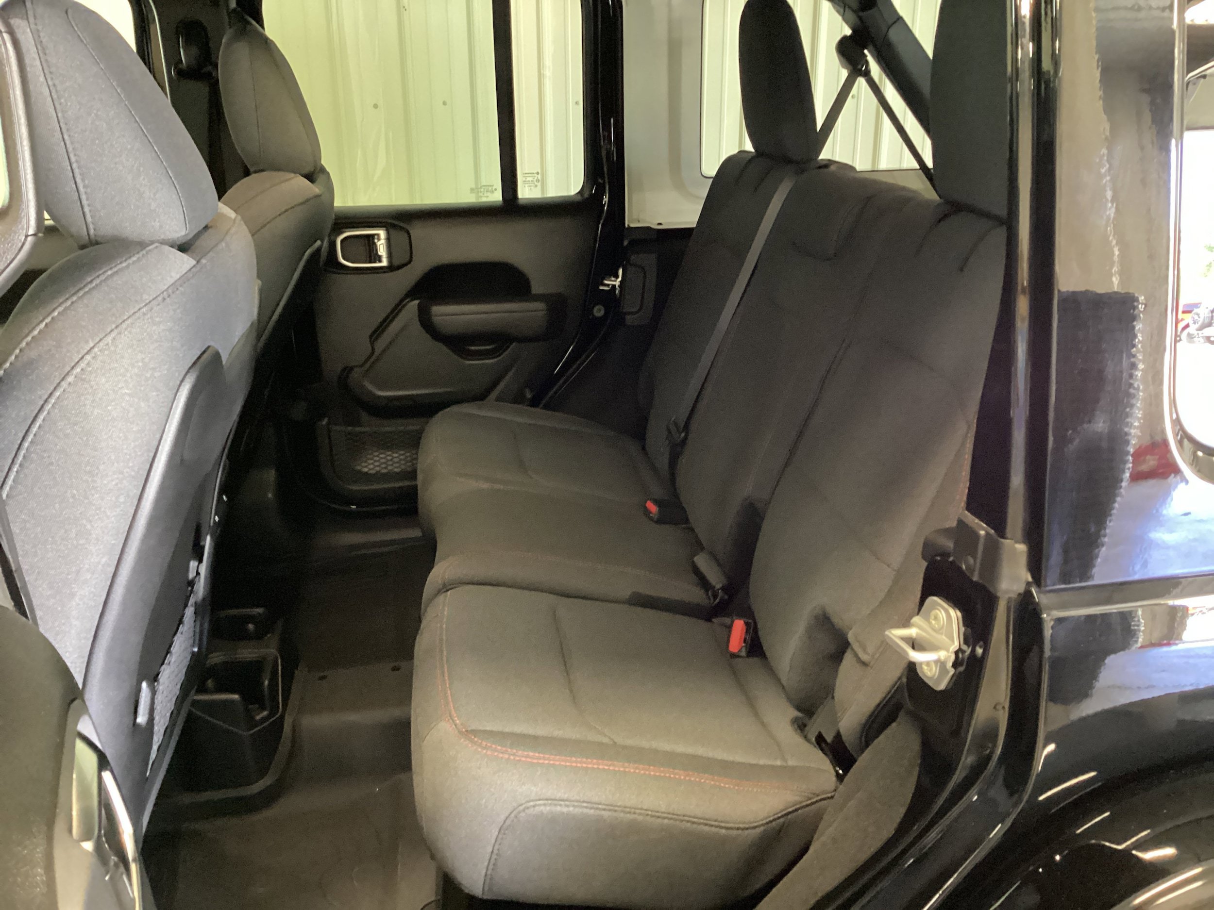 New 2026 Jeep Wrangler Unlimited Rubicon AWD/4WD image 29