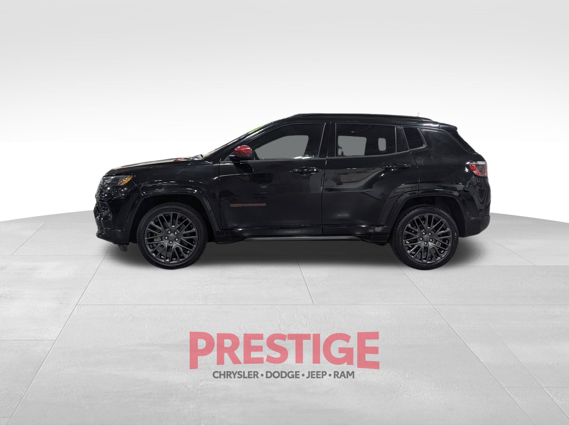 Used 2023 Jeep Compass Limited AWD/4WD image 13