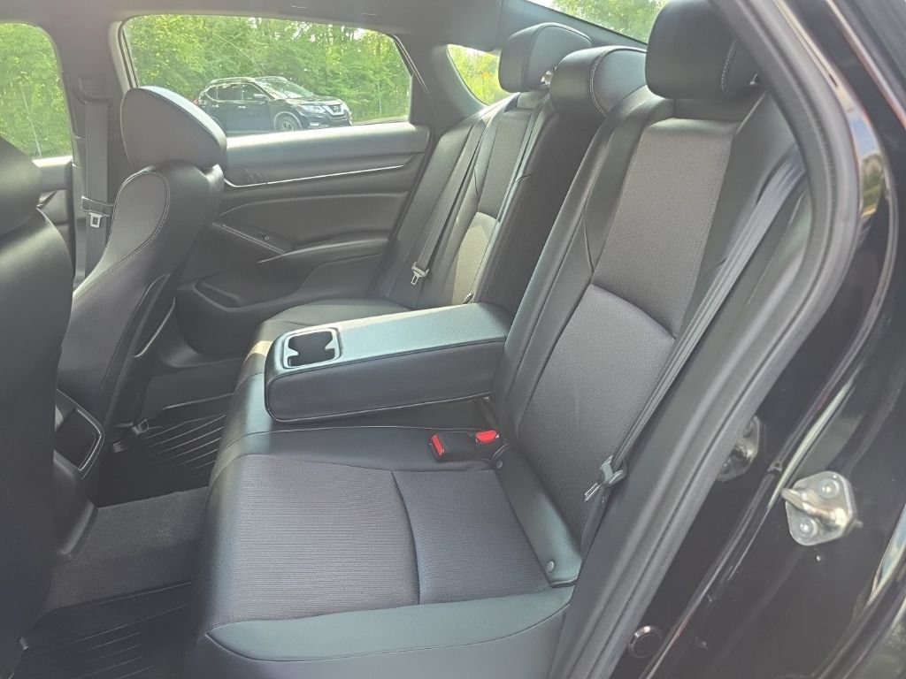 Used 2020 Honda Accord Sport image 24