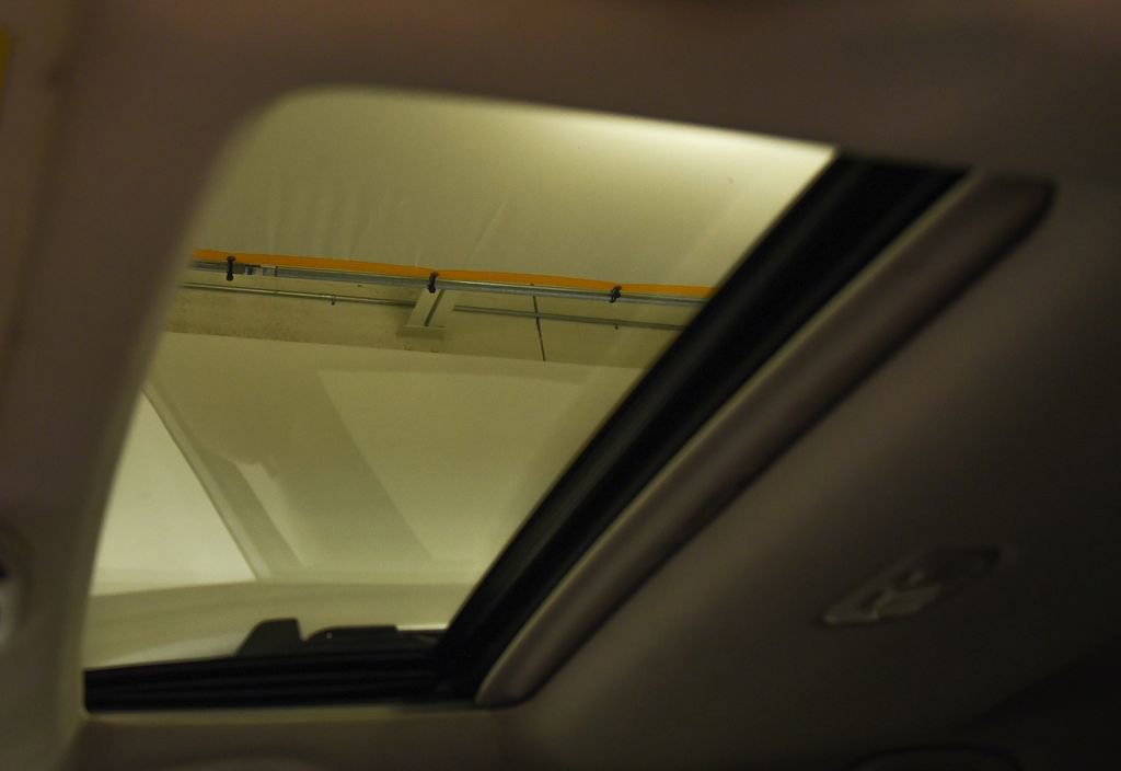 Used 2024 Subaru Outback Touring XT image 31