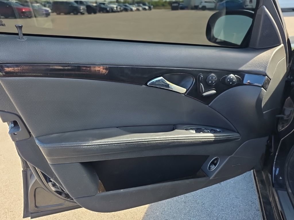 Used 2005 Mercedes-Benz E 320 4MATIC Sedan image 14