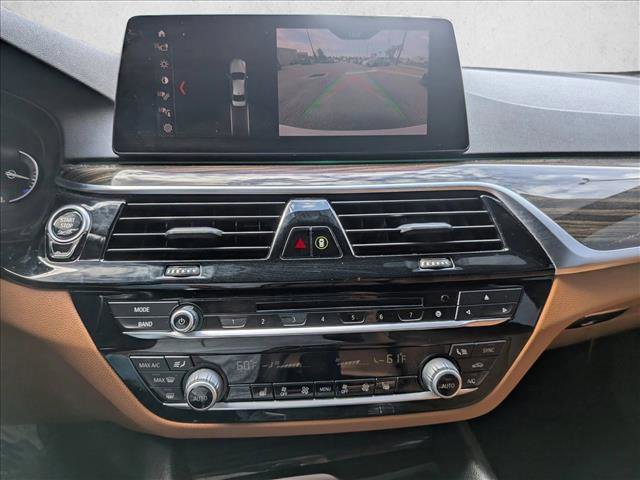 Used 2019 BMW 530i w/ Convenience Package RWD image 11