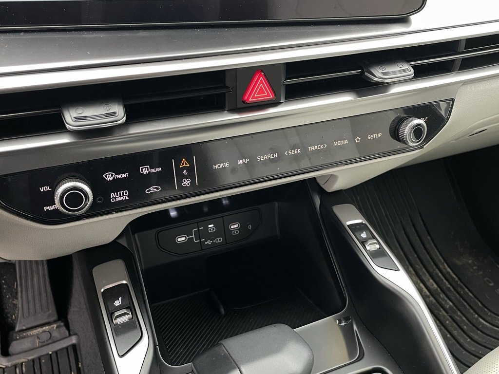 New 2025 Kia Sorento S image 17