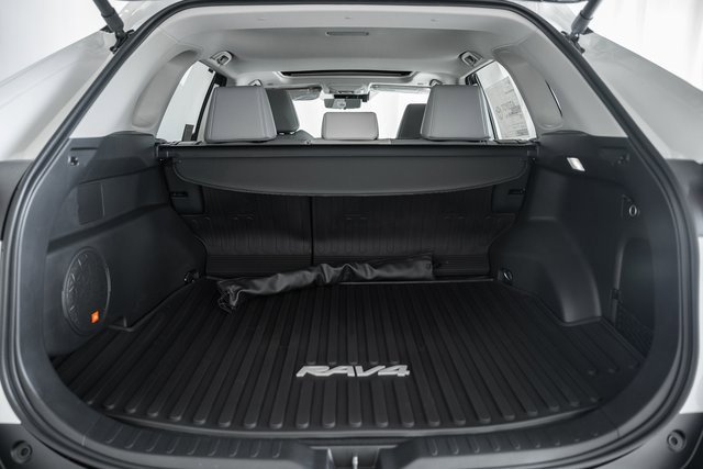New 2025 Toyota RAV4 Limited image 9
