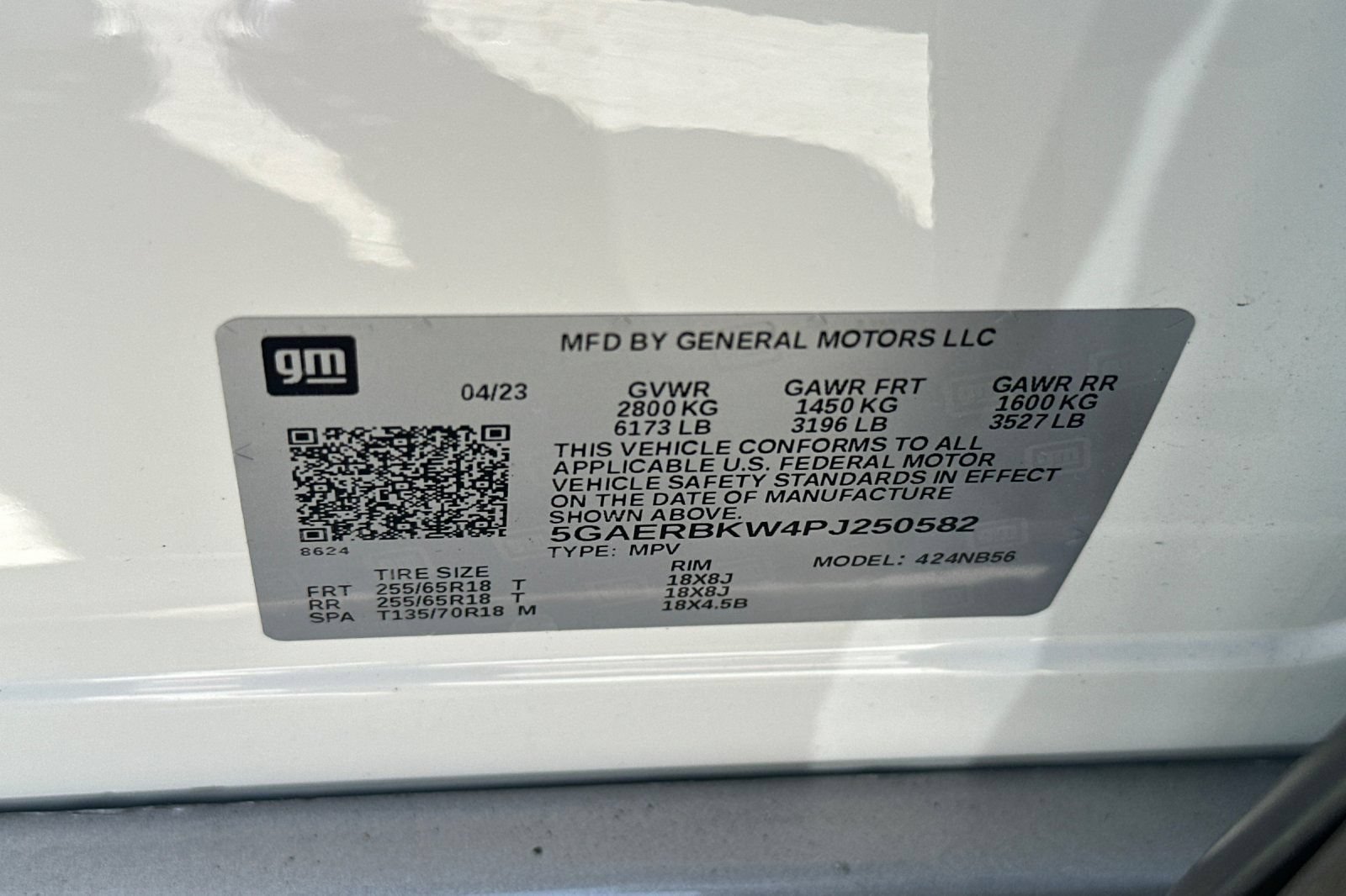 Used 2023 Buick Enclave Essence FWD image 41