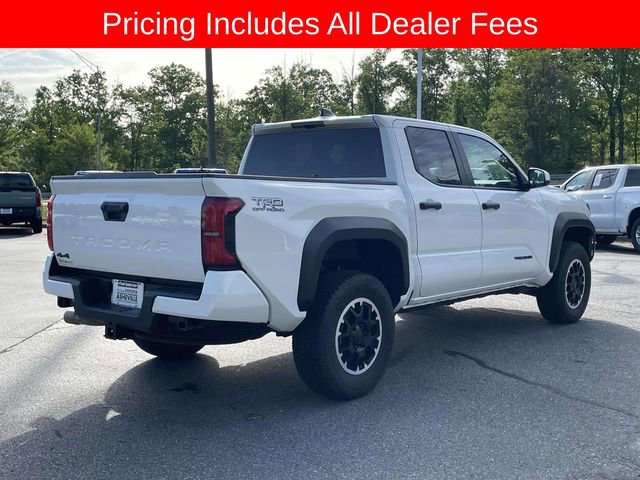 Used 2024 Toyota Tacoma TRD Off-Road AWD/4WD image 5