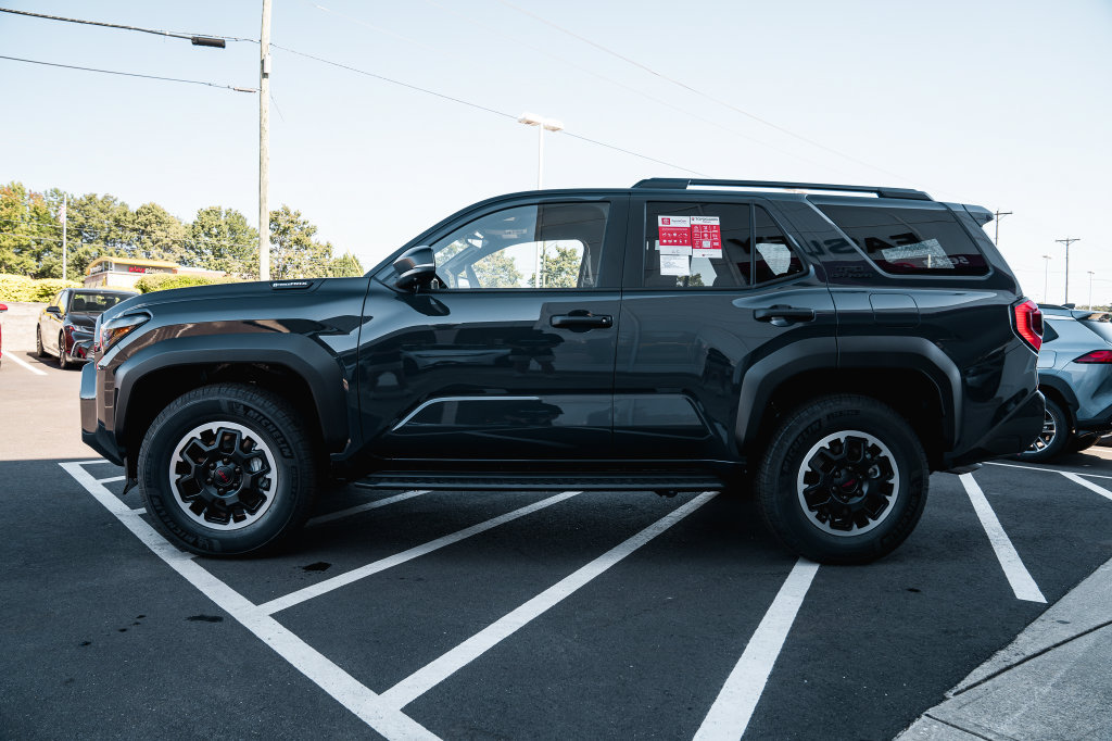New 2026 Toyota 4Runner TRD Off-Road Premium AWD/4WD image 4