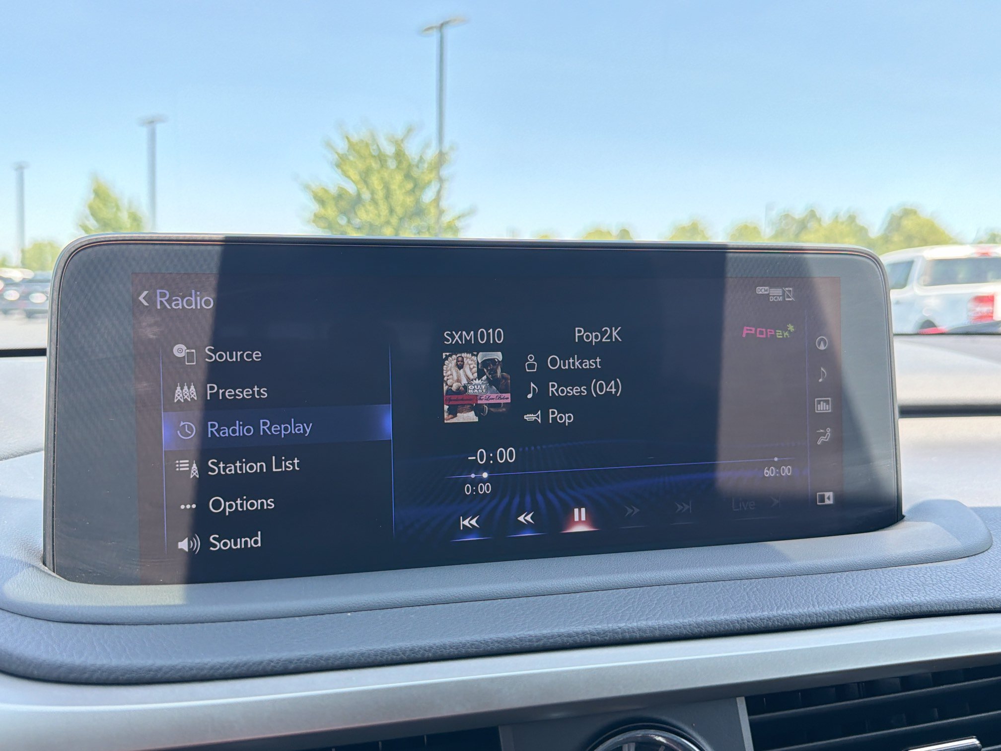 Used 2021 Lexus RX 350L Premium w/ Premium Package AWD/4WD image 11