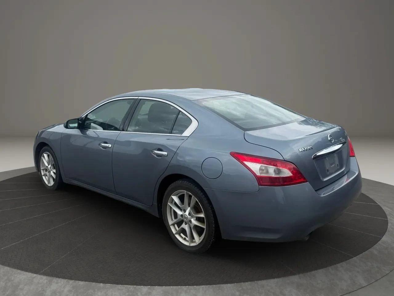 Used 2011 Nissan Maxima 3.5 S FWD image 3