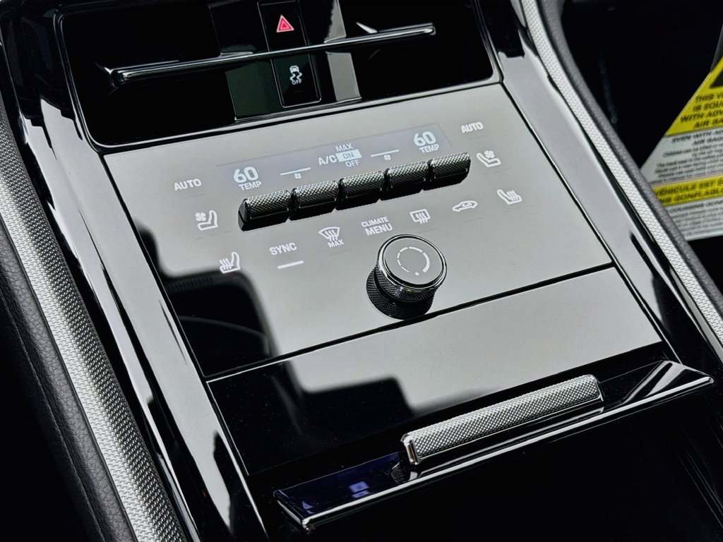 New 2026 Porsche Panamera RWD image 22
