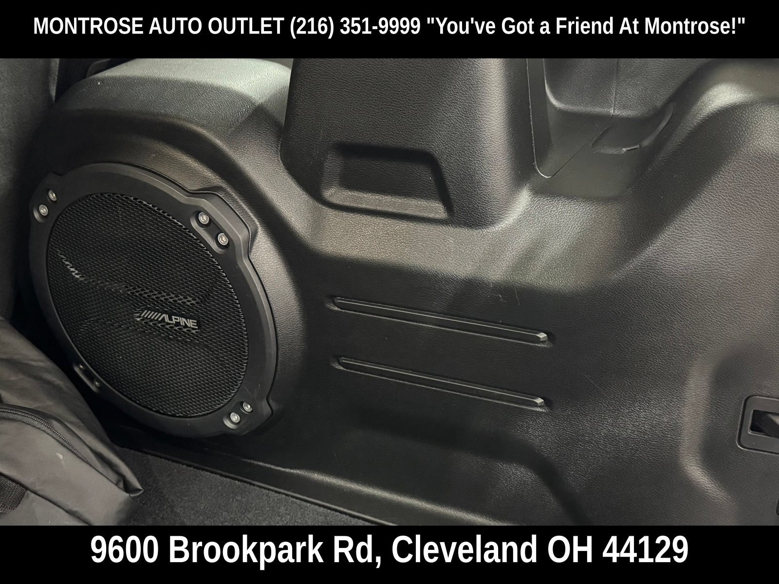 Used 2021 Jeep Wrangler Unlimited Sahara w/ Uconnect 4C Nav & Sound Group AWD/4WD image 48