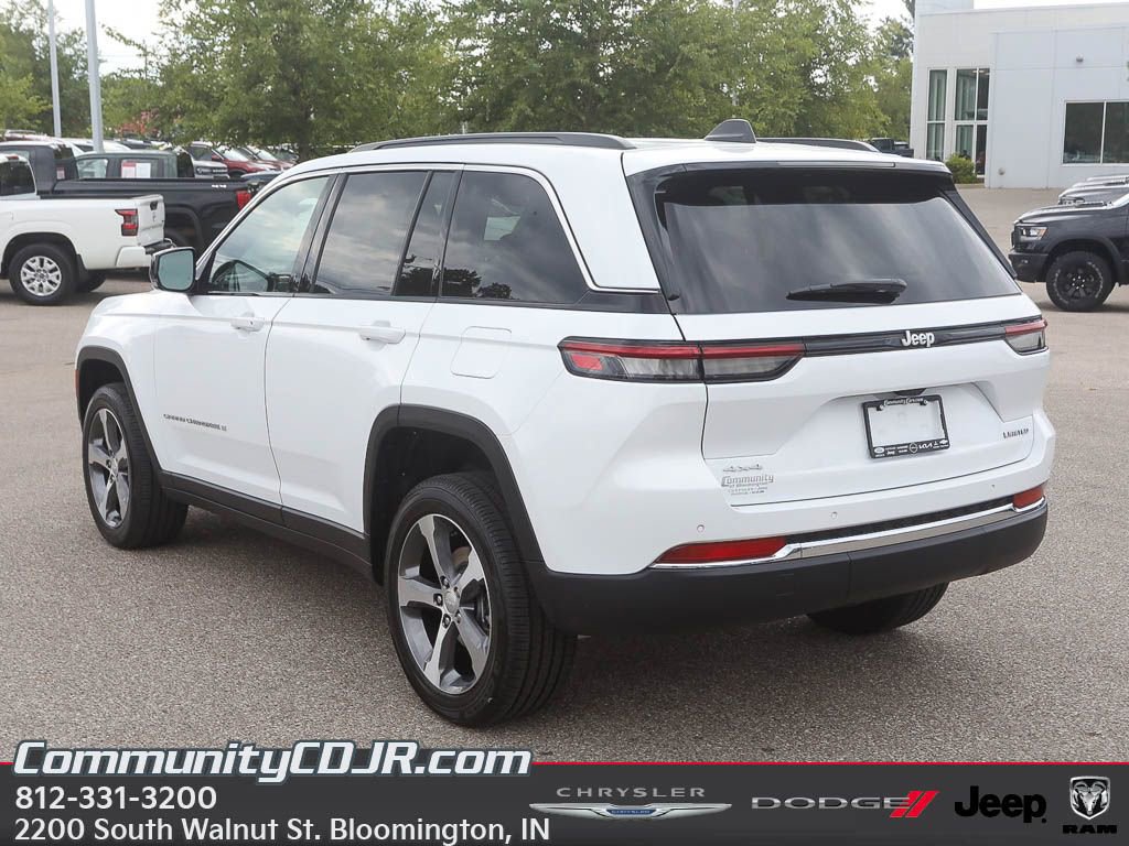 New 2025 Jeep Grand Cherokee Limited image 5