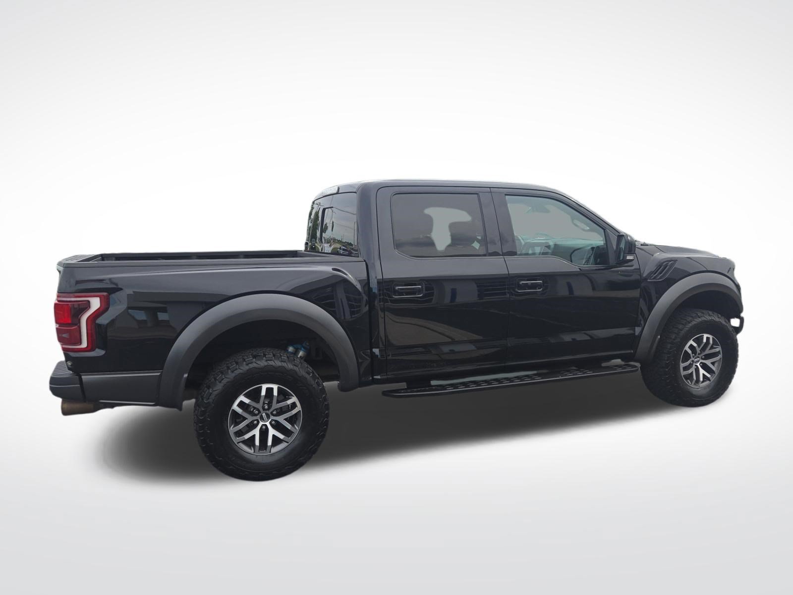 Used 2017 Ford F150 Raptor w/ Equipment Group 802A Luxury AWD/4WD image 5