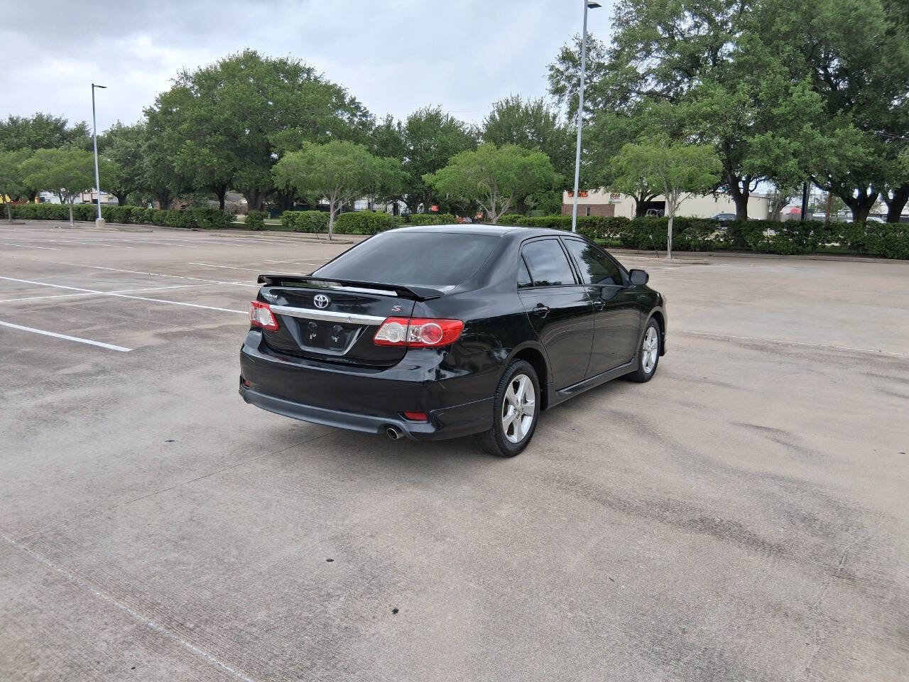 Used 2013 Toyota Corolla S FWD image 6