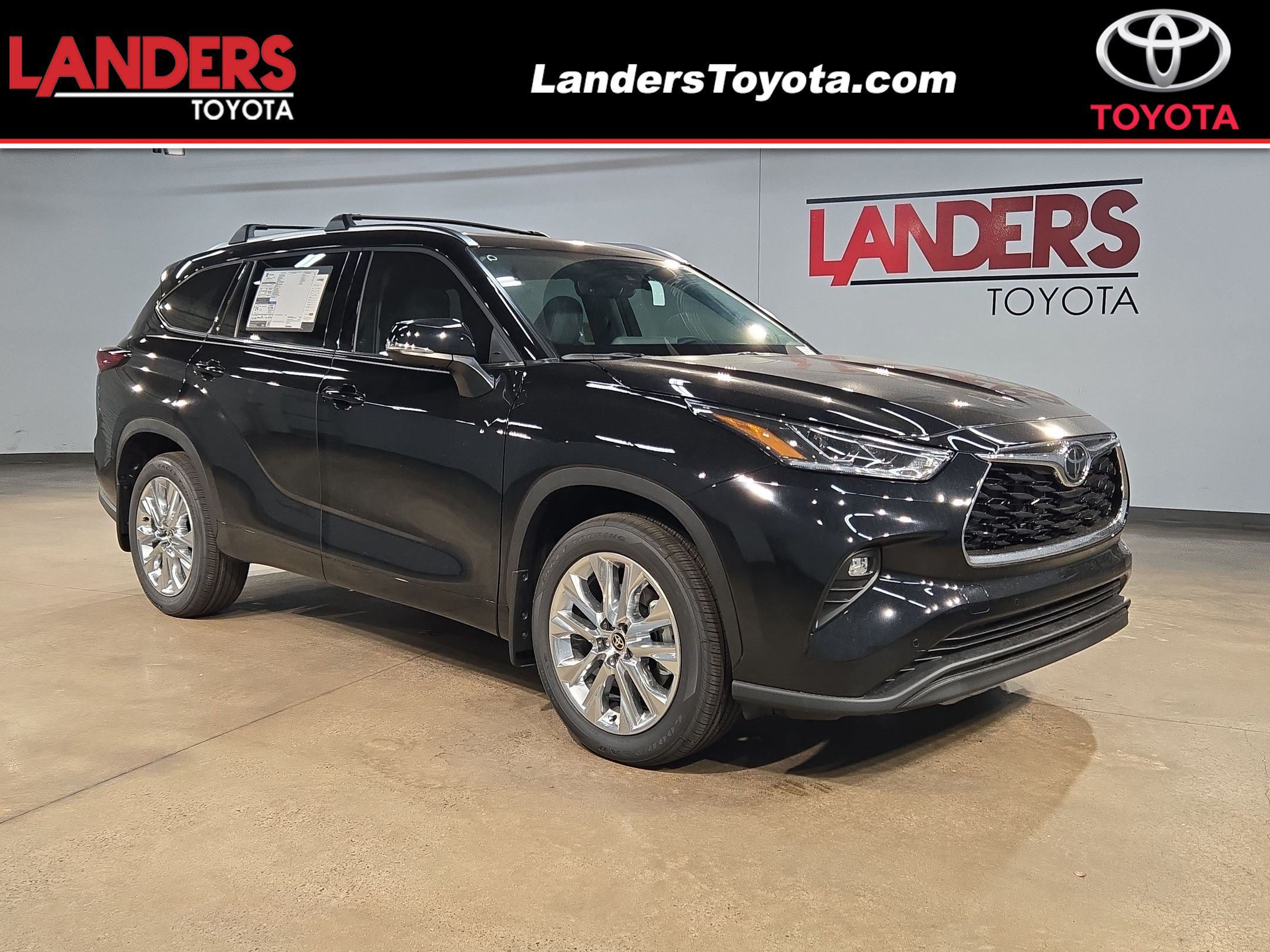 New 2026 Toyota Highlander Limited AWD/4WD image 1