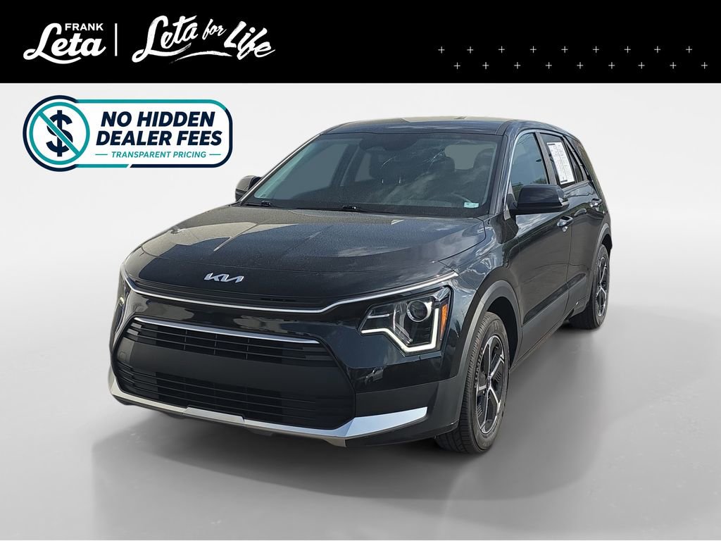 Used 2024 Kia Niro LX FWD image 1
