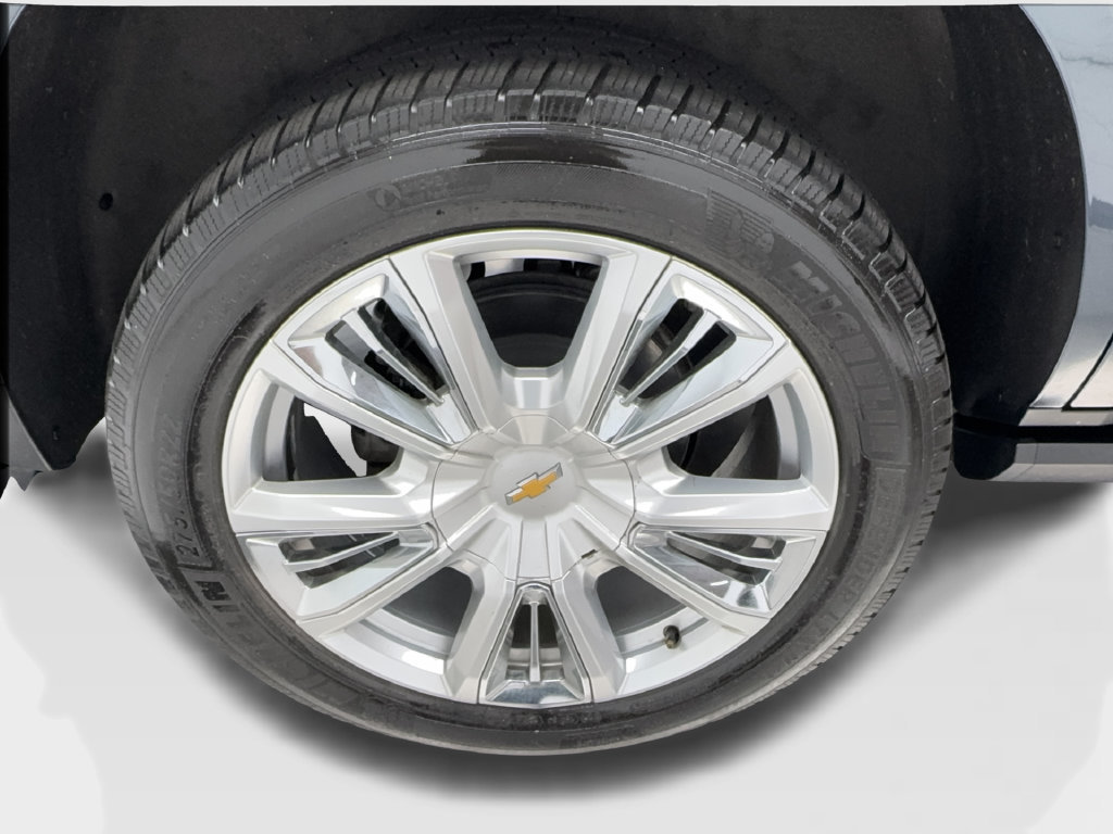 Used 2021 Chevrolet Tahoe High Country w/ Premium Package AWD/4WD image 18