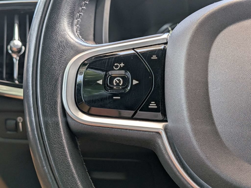 Used 2019 Volvo V90 T5 Cross Country w/ Protection Package Premier AWD/4WD image 36