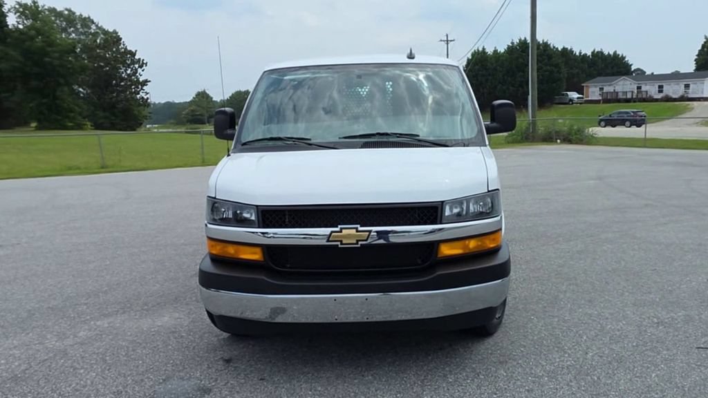 Certified 2025 Chevrolet Express 2500 w/ Driver Convenience Package RWD image 3