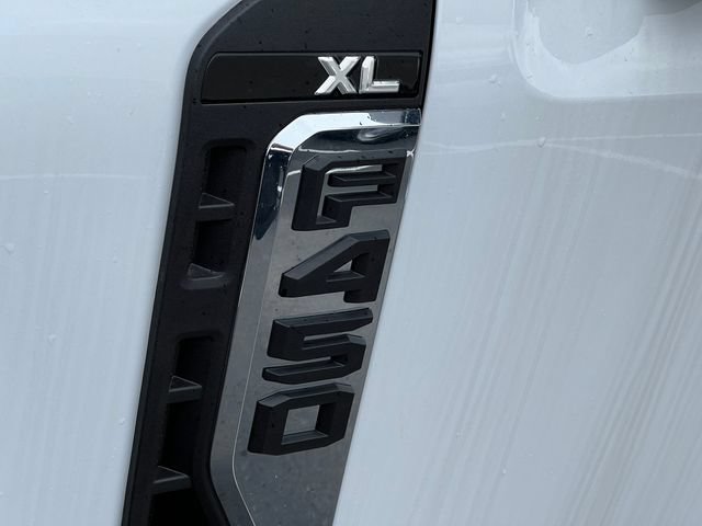 New 2025 Ford F450 XL w/ XL Chrome Package RWD image 6