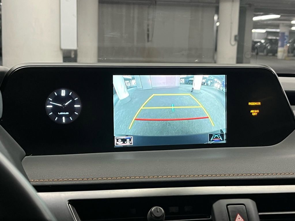 Used 2022 Lexus UX 250h 250h Base w/ Accessory Package (Z1) image 31