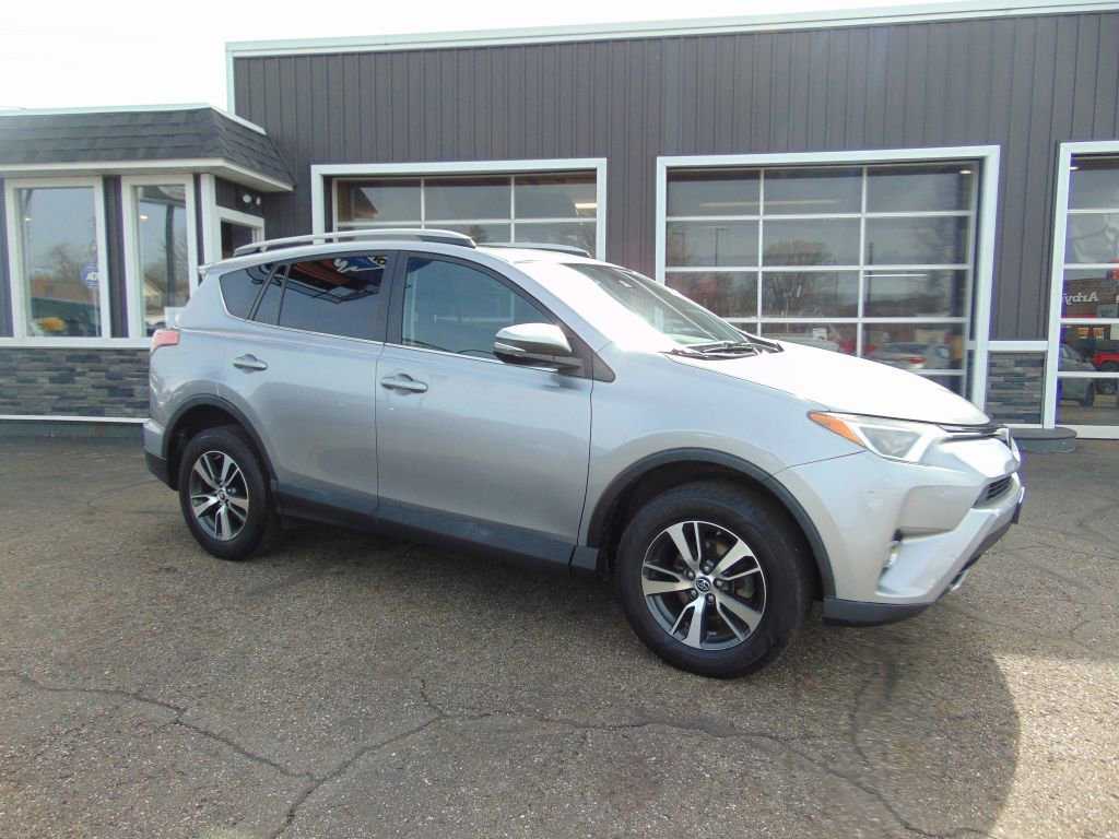 Used 2018 Toyota RAV4 XLE w/ Plus Extra Value Package image 1