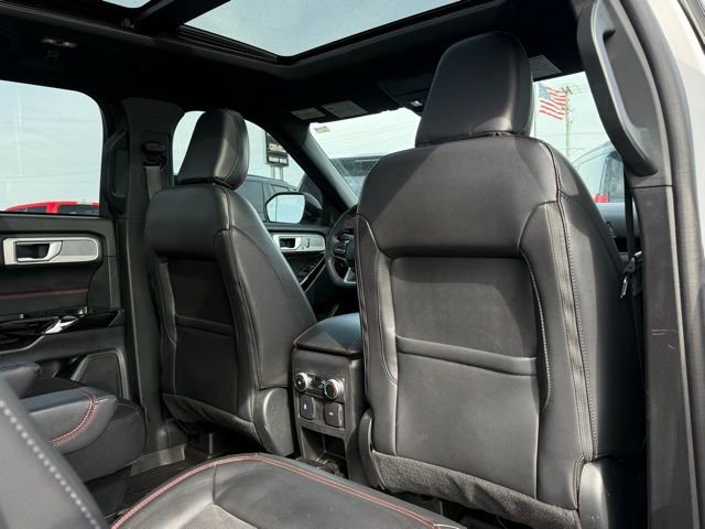 Used 2024 Ford Explorer ST-Line w/ Class IV Trailer Tow Package image 21