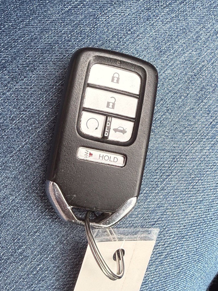 Used 2018 Honda Accord EX-L image 13