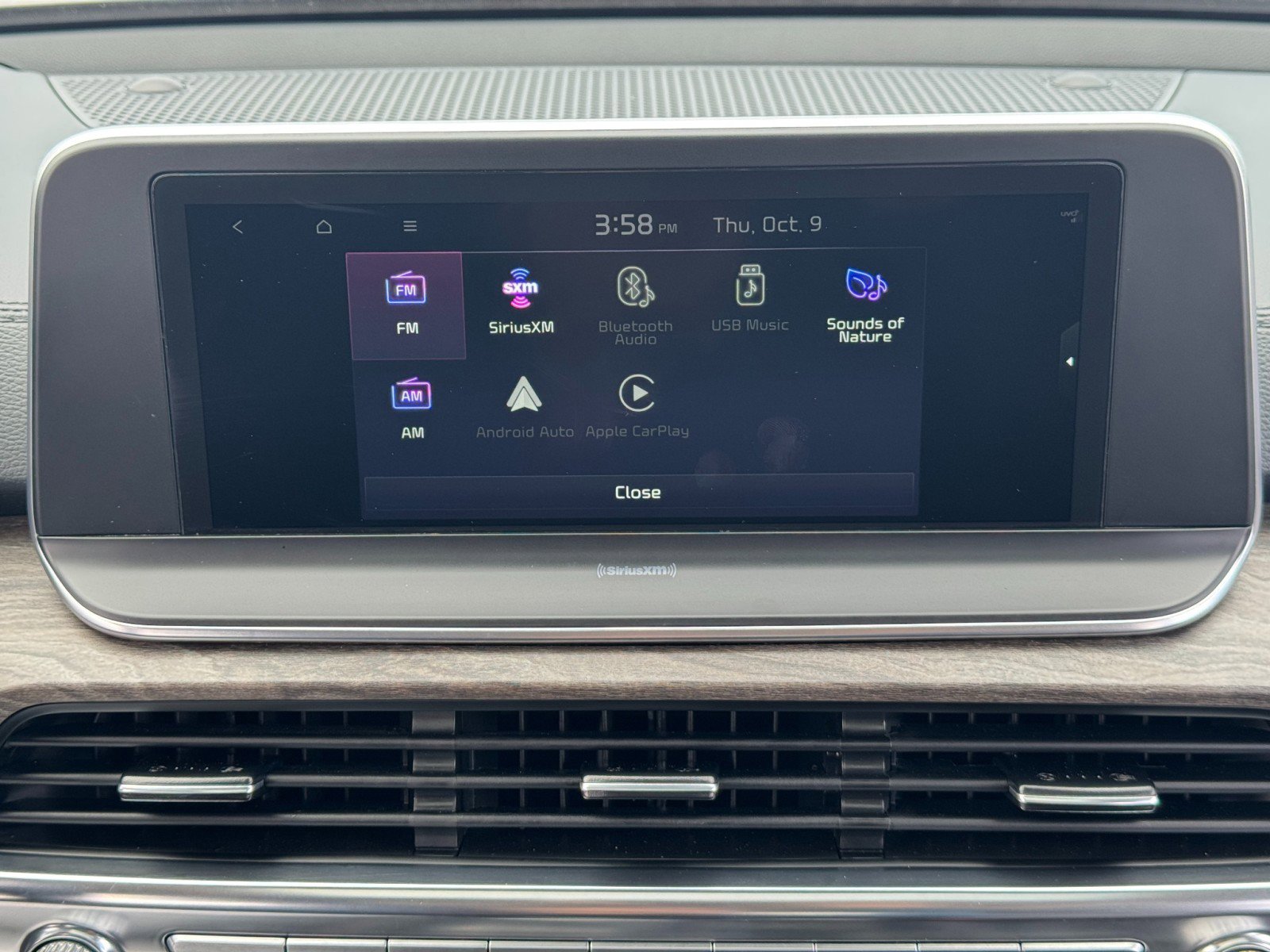 Used 2022 Kia Telluride EX w/ EX Premium Package image 23