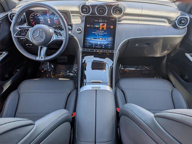 Used 2026 Mercedes-Benz GLC 300 image 17