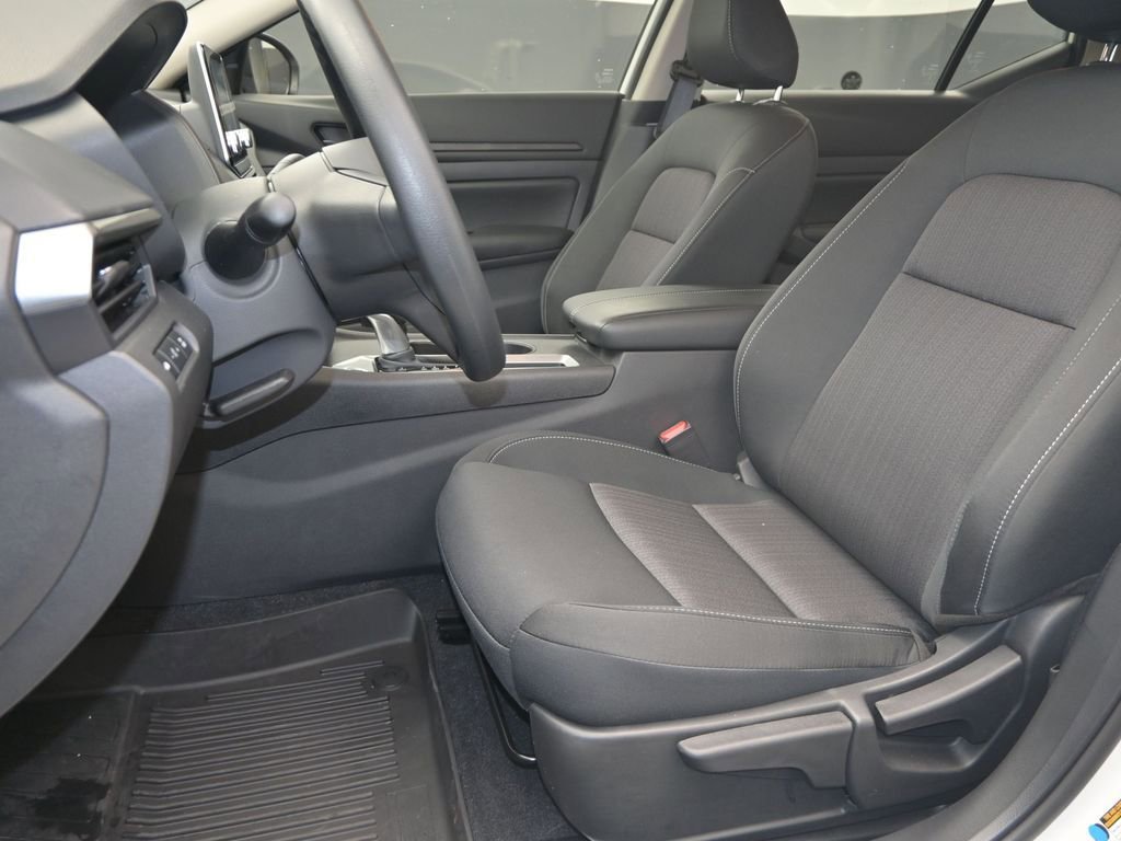 Certified 2025 Nissan Altima 2.5 S image 16