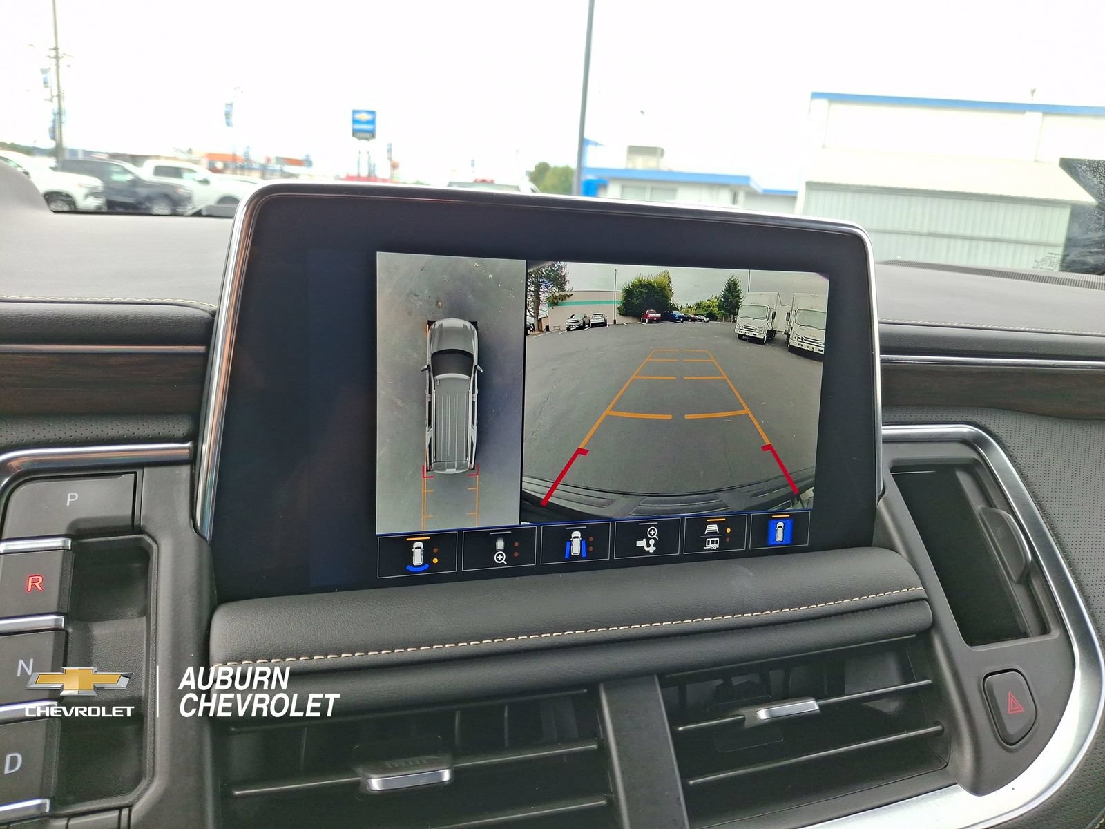 Certified 2024 Chevrolet Tahoe Premier AWD/4WD image 14