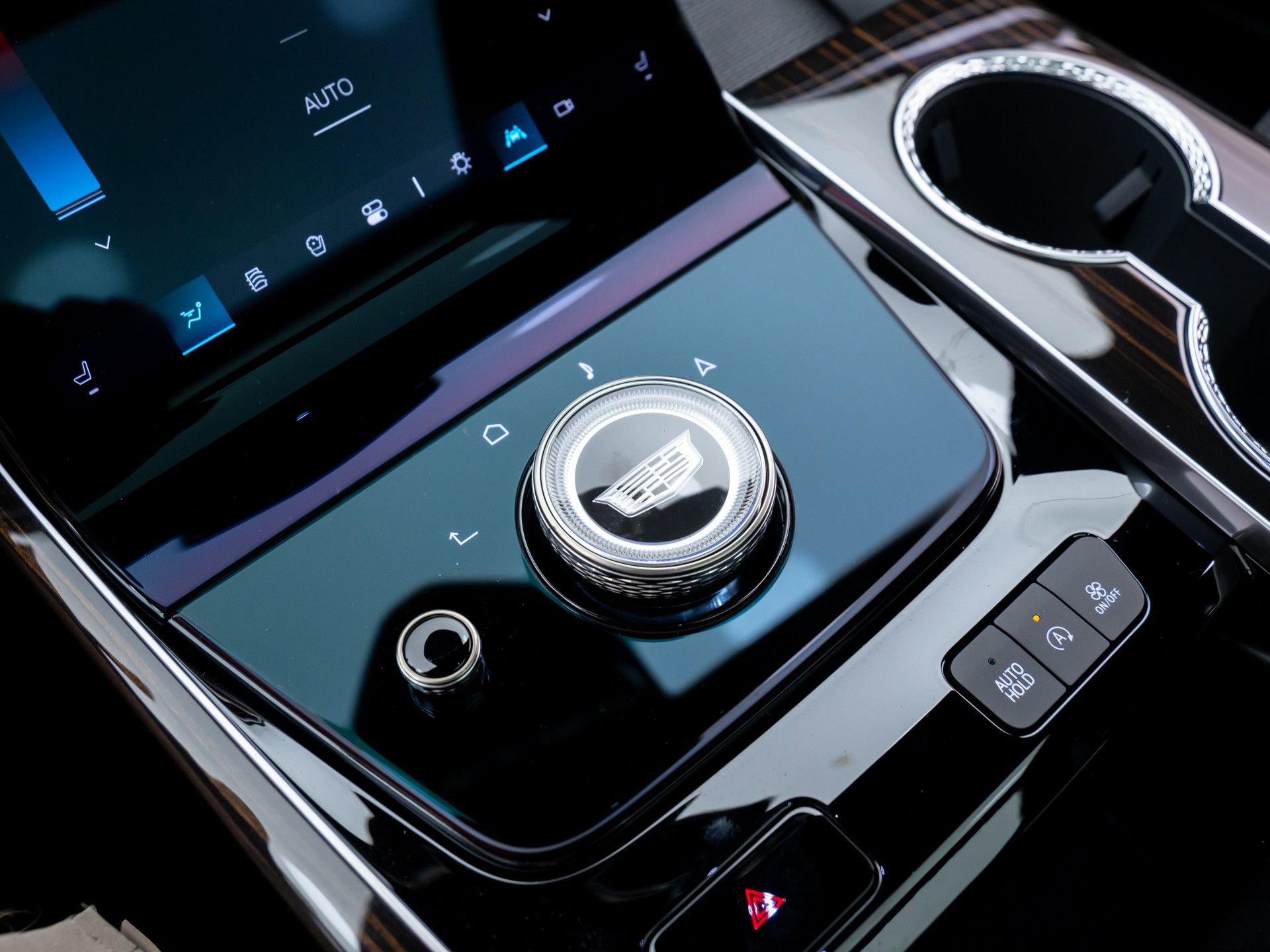 New 2026 Cadillac Escalade Luxury image 32