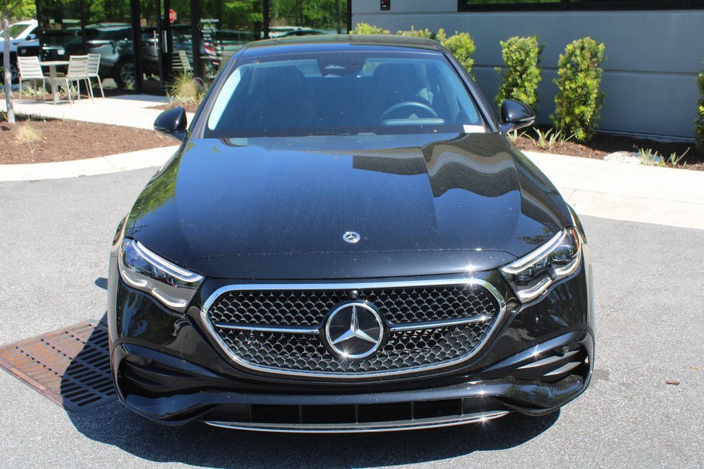 Certified 2025 Mercedes-Benz E 350 4MATIC Sedan image 15