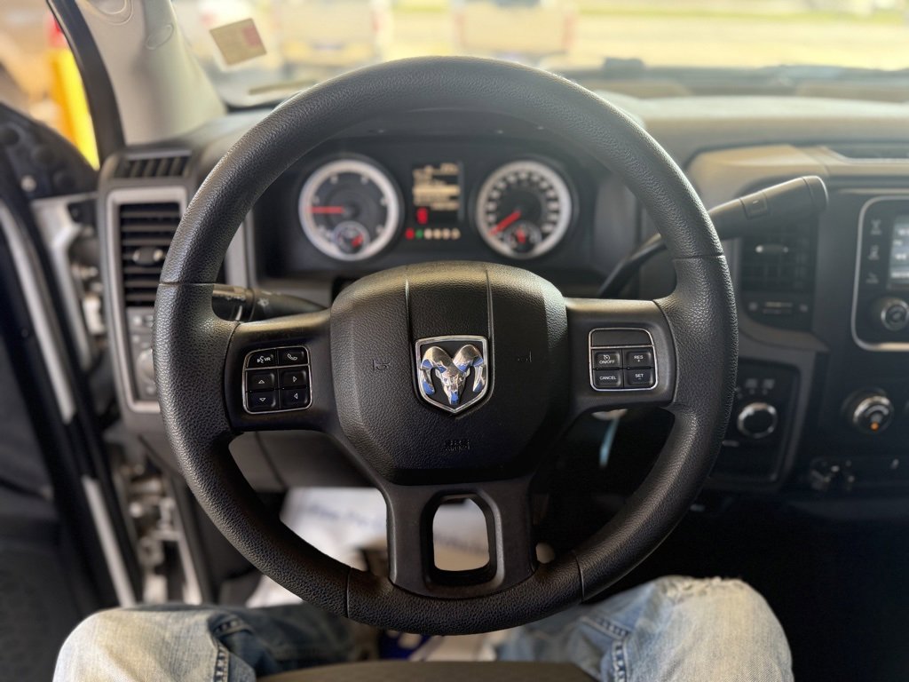 Used 2013 RAM 2500 Tradesman w/ Chrome Appearance Group image 23