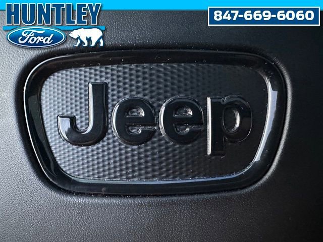 Used 2021 Jeep Grand Cherokee Trackhawk image 35