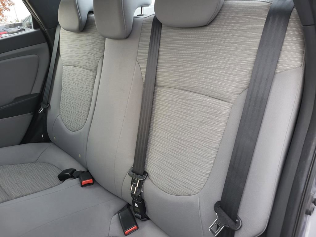 Used 2017 Hyundai Accent SE image 11