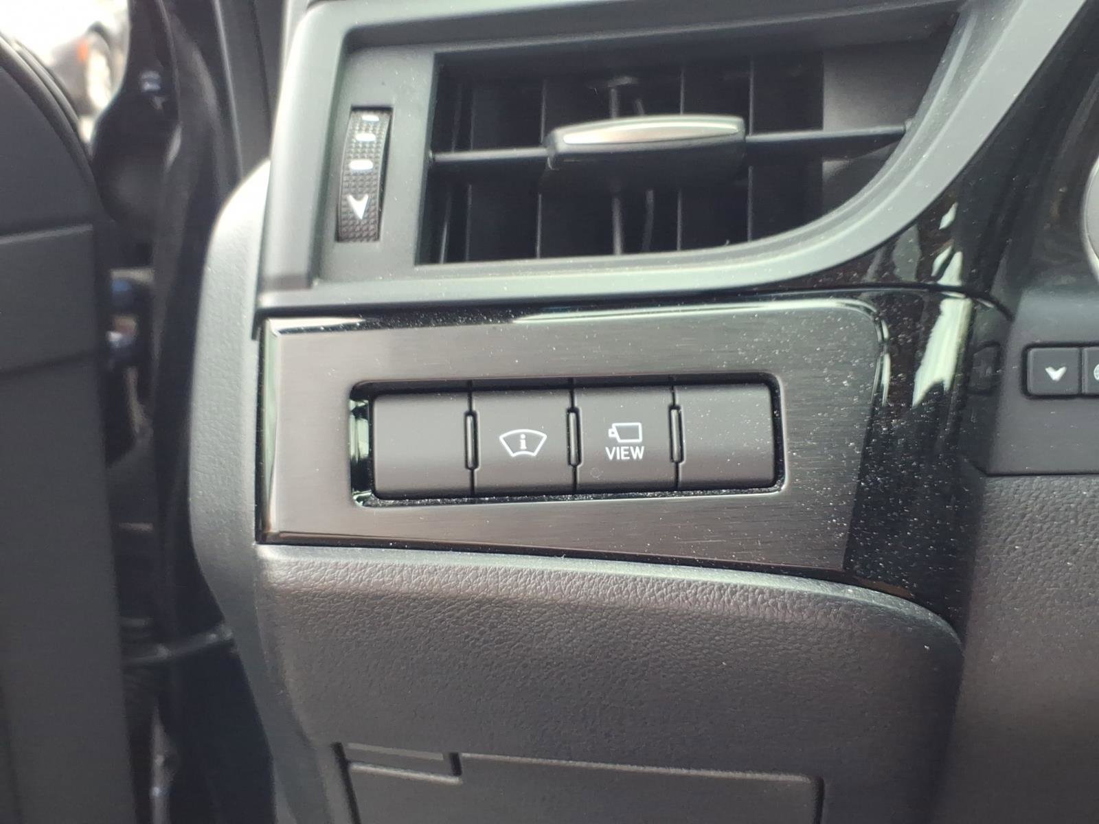 Used 2024 Lexus ES 300h Ultra Luxury w/ Accessory Package (Z2) image 22