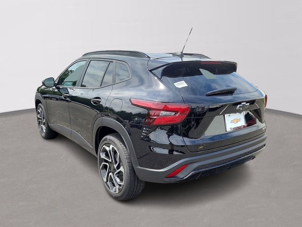 New 2026 Chevrolet Trax RS w/ Driver Confidence Package image 3