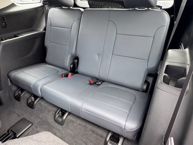 Used 2020 Chevrolet Traverse LT w/ LT Premium Package AWD/4WD image 18